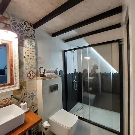 La Florida Apartment